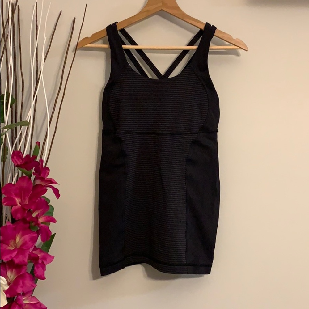 Lululemon Black Tank Sz 2